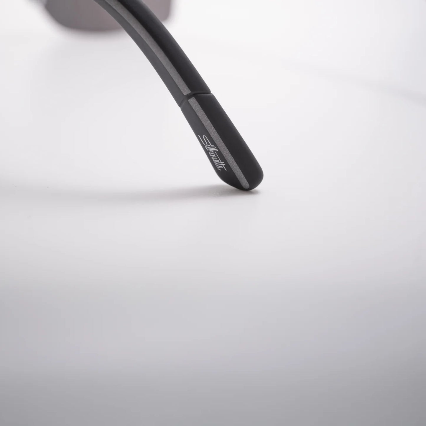 Occhiale da sole Silhouette Spielberg 8722 75 9040 Pure Black