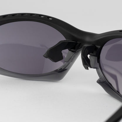 Occhiale da sole Oakley Plantaris OO9437 0163 Black - Clyra Eyewear